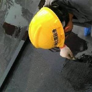 苏州黎宇文化传播媒介有限公司员工在施工